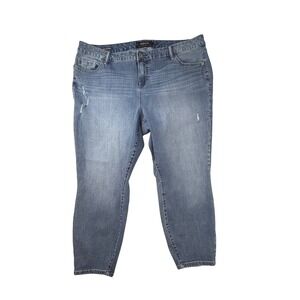 Torrid Premium Denim Jeans 22R High Rise Curvy Blue‎ Wash Distressed